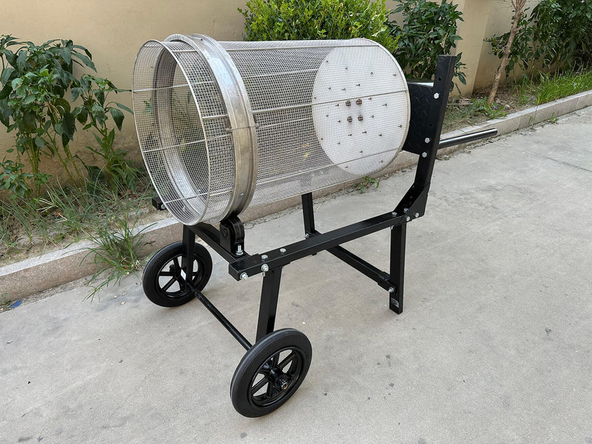 Garden Screen On a Metal Stand